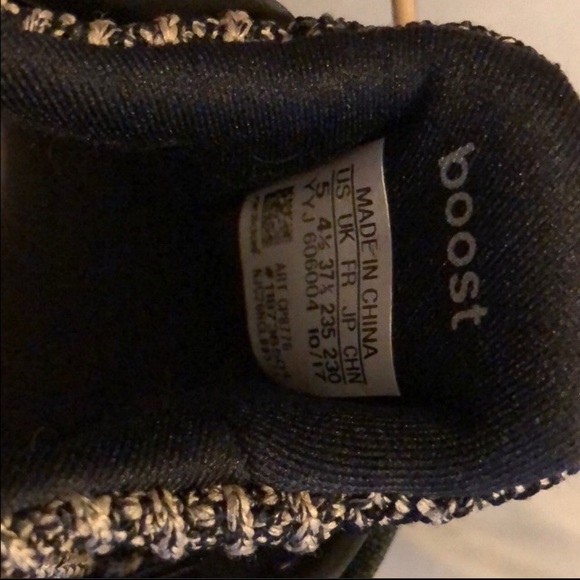 Adidas Ultraboost size 6 for women - Picture 4 of 4